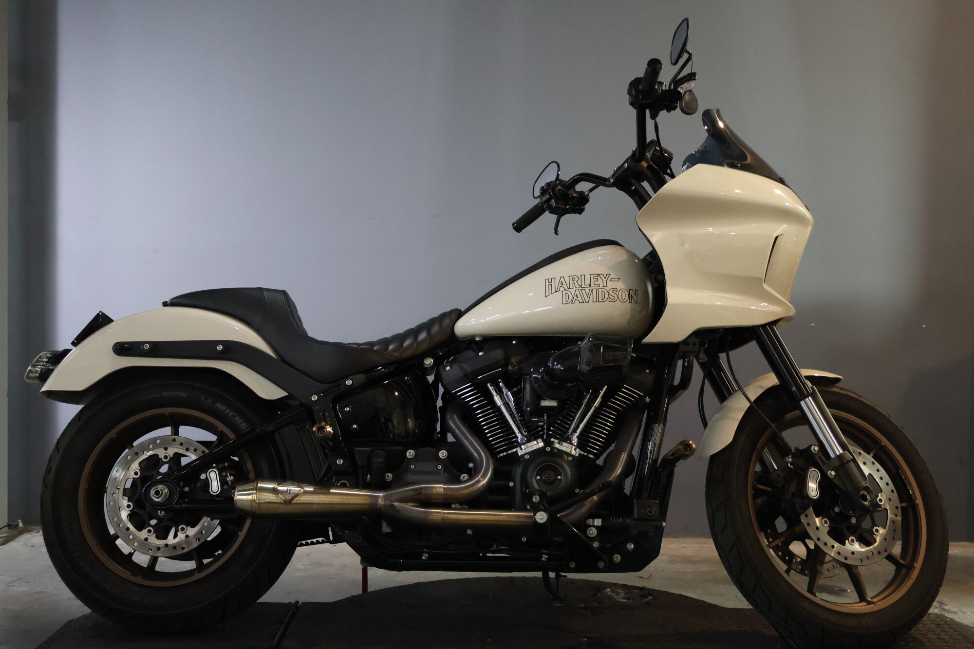2024 Harley-Davidson® Softail® Standard FXST | Alligator Alley