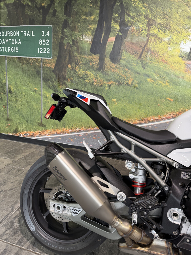 2026 BMW S1000RR No Gimmicks, No Hidden Fees, photo 5