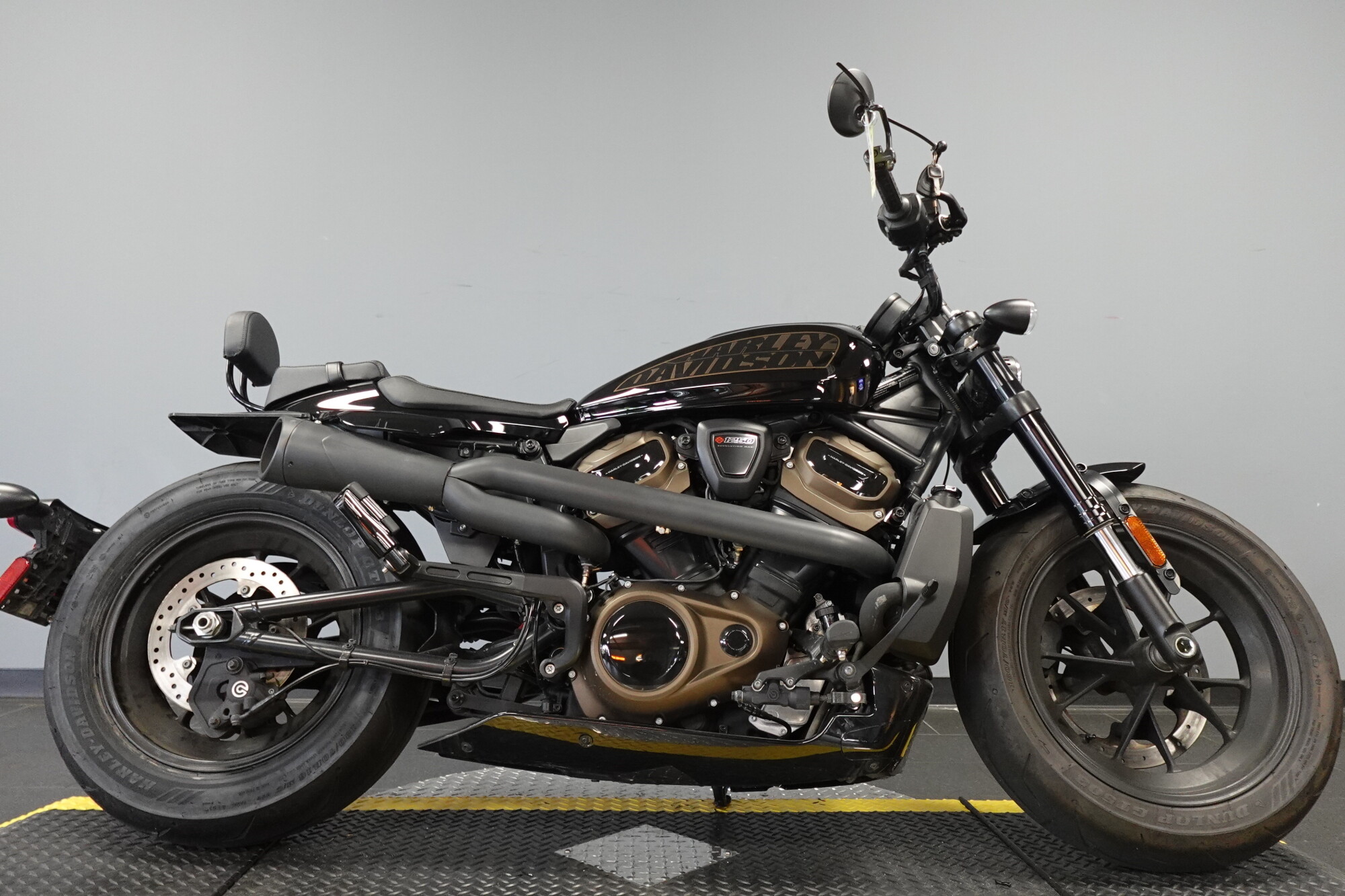 2023 Harley-Davidson® Nightster™ RH975S | The Woodlands Harley 2023 Harley-Davidson® Nightster™ RH975S | The Woodlands Harley