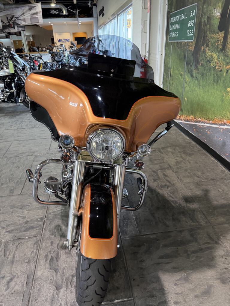 2008 Harley-Davidson® Street Glide® No Gimmick's, No Hidden Fees, photo 9