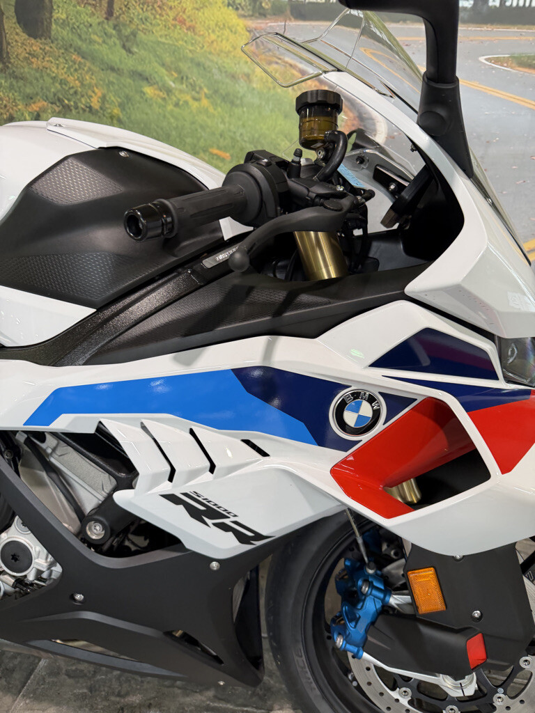 2026 BMW S1000RR No Gimmicks, No Hidden Fees, photo 3