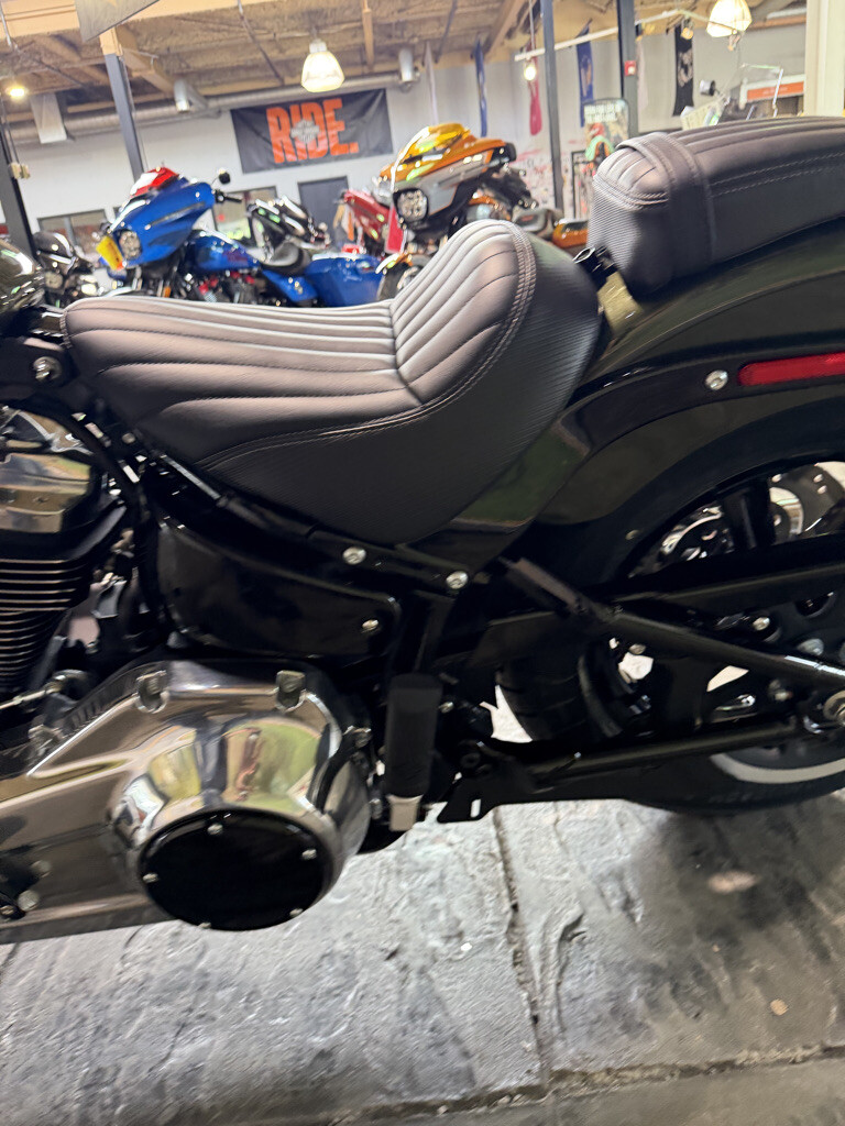 2026 Harley-Davidson® Street Bob® No Gimmick's, No Hidden Fees, photo 12