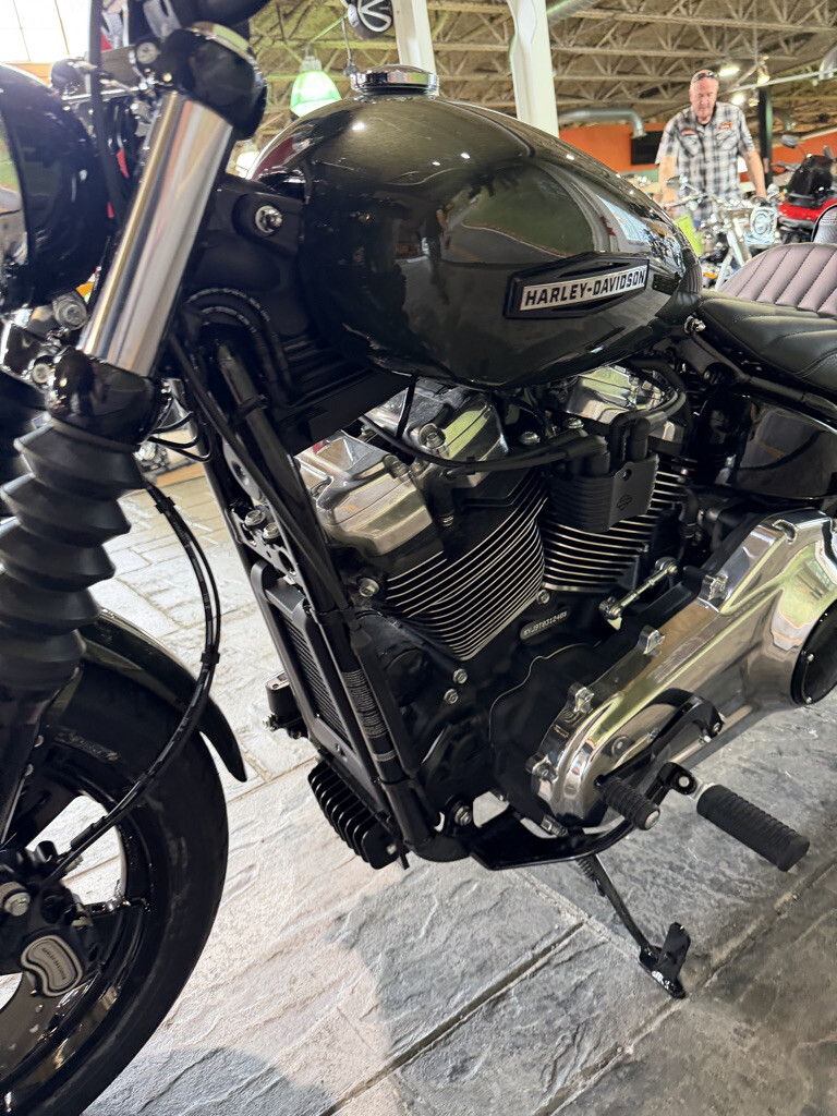 2026 Harley-Davidson® Street Bob® No Gimmick's, No Hidden Fees, photo 10