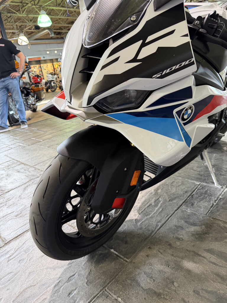 2026 BMW S1000RR No Gimmicks, No Hidden Fees, photo 8