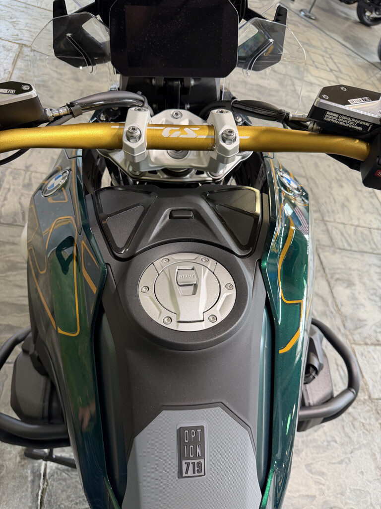2025 BMW Motorrad R 1300 GS No Gimmicks, No Hidden Fees, photo 12