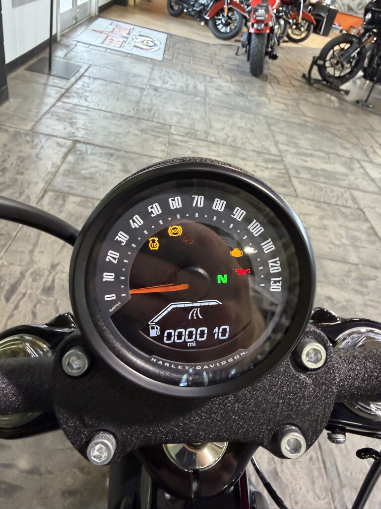 2026 Harley-Davidson® Street Bob® No Gimmick's, No Hidden Fees, photo 16