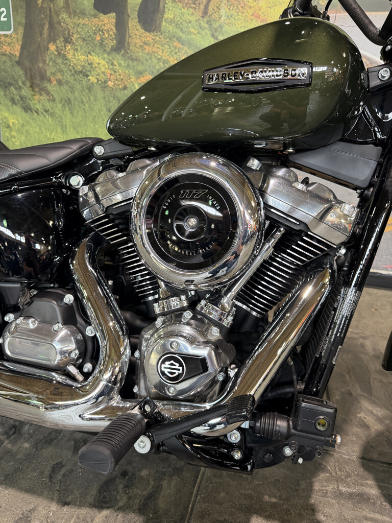 2026 Harley-Davidson® Street Bob® No Gimmick's, No Hidden Fees, photo 4
