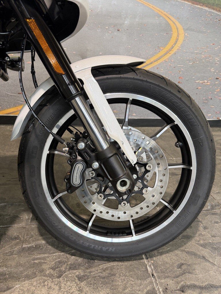 2026 Harley-Davidson® Low Rider® ST No Gimmicks, No Hidden Fees, photo 7