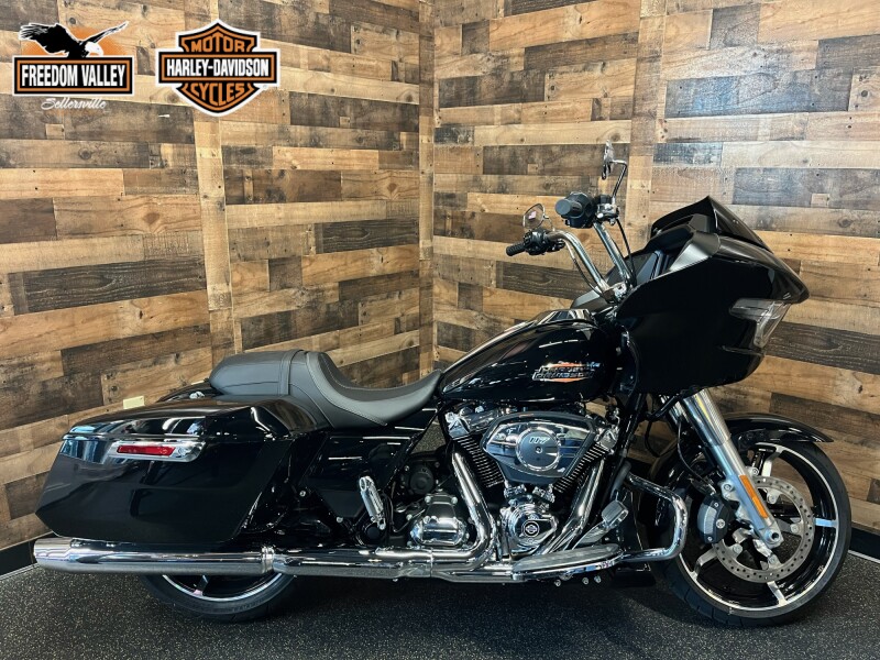2025 Harley-Davidson® Road Glide® Vivid Black FLTRX