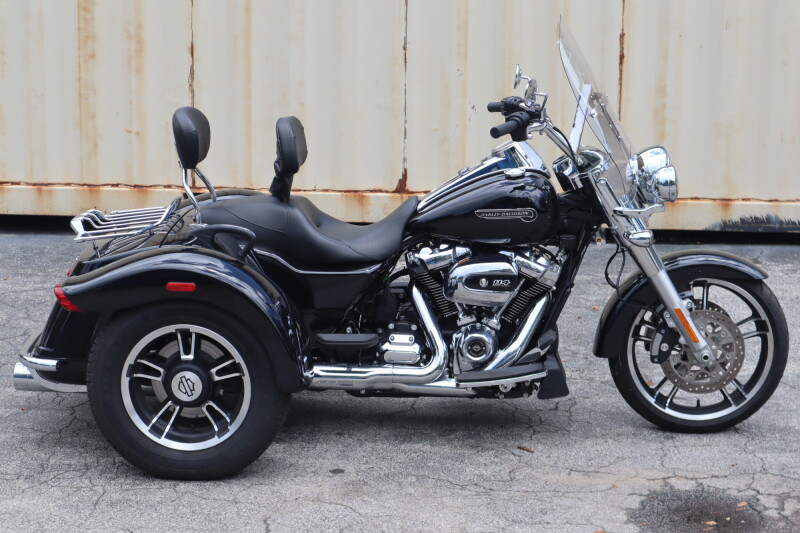 2021 Harley-Davidson® Freewheeler® Vivid Black