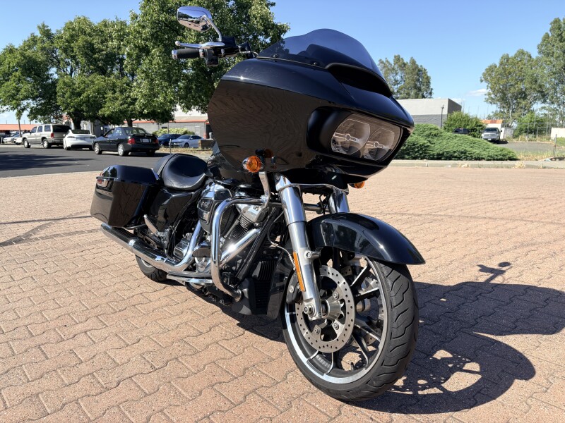 FLTRX 2020 Road Glide®