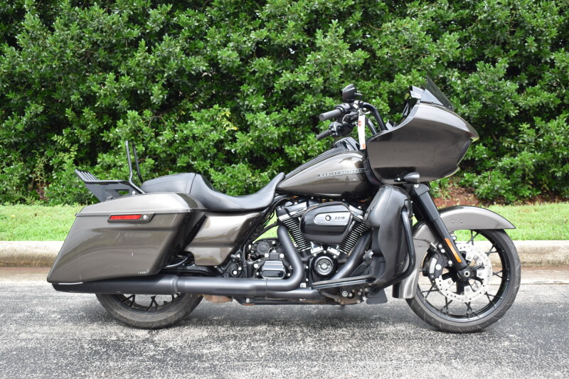 FLTRXS 2020 Road Glide® Special