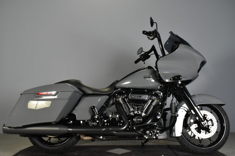2022 Harley-Davidson® Road Glide® Special Gunship Gray