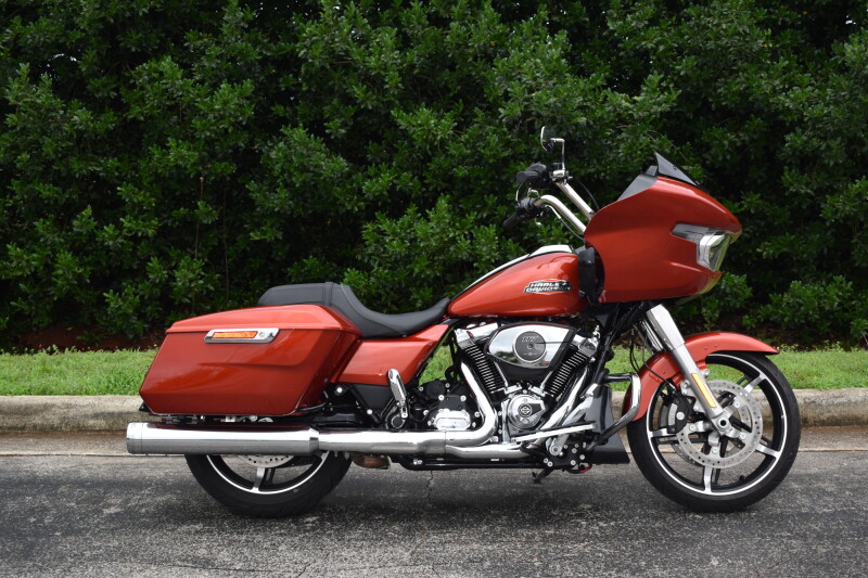 FLTRX 2024 Road Glide®