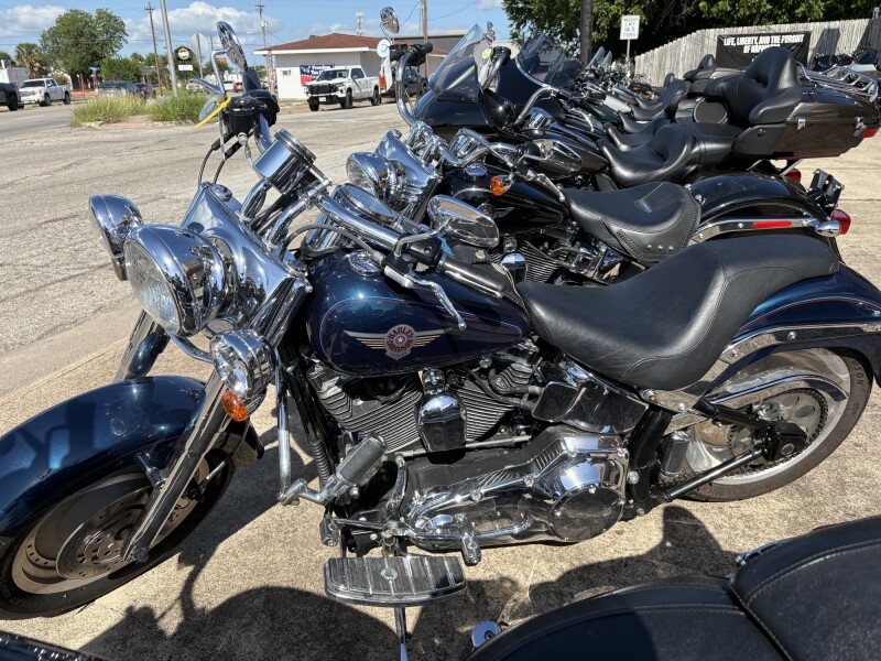2004 Harley-Davidson® Fat Boy® Luxury Blue