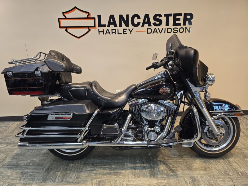 2002 Harley-Davidson® Electra Glide® Ultra Classic® Vivid Black FLHTCI