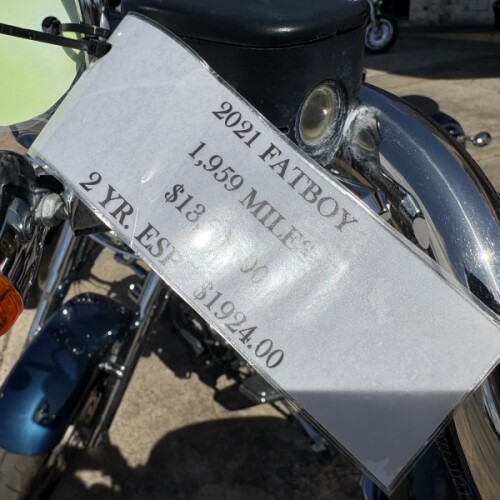 2021 Harley-Davidson® Fat Boy® 114 Vivid Black thumb 2