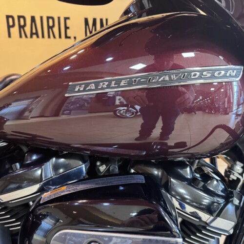 2018 Harley-Davidson® Street Glide® Special Twisted Cherry thumb 3