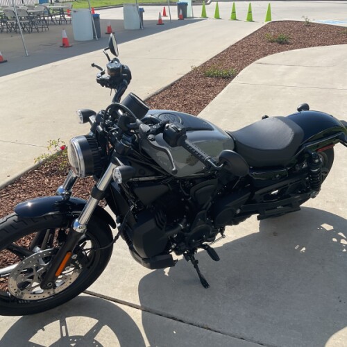 RH975 2026 Nightster® thumb 0