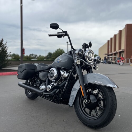 2026 Harley-Davidson® FLHC Heritage Classic DRK BILIARD GRY thumb 3
