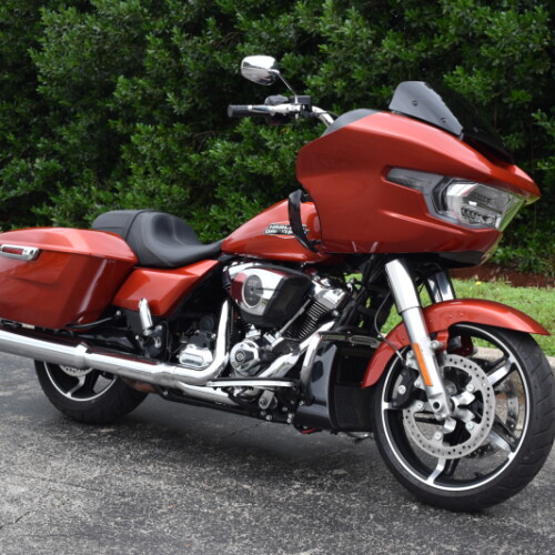 FLTRX 2024 Road Glide® thumb 3