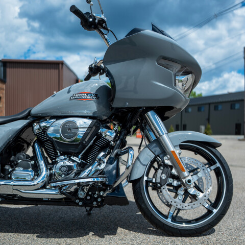 Harley-Davidson® Road Glide® 2026 FLTRX 34649221 DRK BILIARD GRY thumb 1