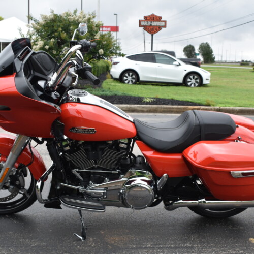 2026 Harley-Davidson Road Glide® thumb 0