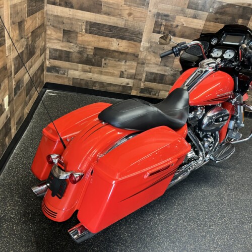 2017 Harley-Davidson® Road Glide® Special Custom Colour Laguna Orange FLTRXS thumb 2
