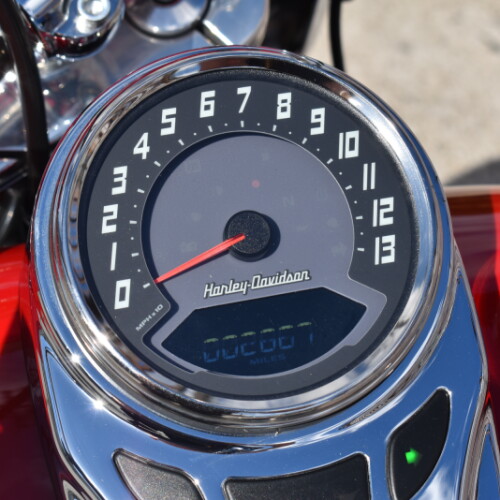 2024 Harley-Davidson® Hydra-Glide Revival FLI thumb 3