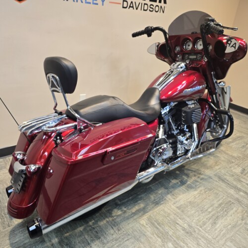 2013 Harley-Davidson® Street Glide® Ember Red Sunglo FLHX thumb 3