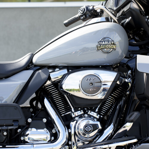 2025 Harley-Davidson<sup>®</sup> Street Glide® Ultra Billiard Gray thumb 2
