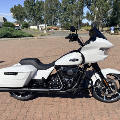 FLTRX 2024 Road Glide® thumb 1