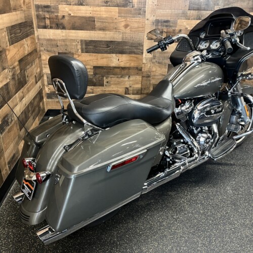 2019 Harley-Davidson® Road Glide® Industrial Gray FLTRX thumb 2