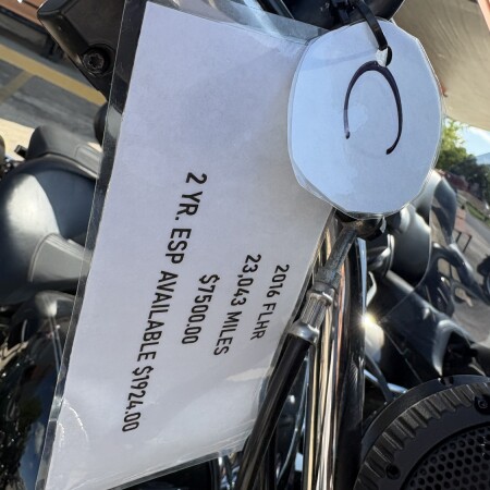 2016 Harley-Davidson® Road King® Vivid Black thumb 2