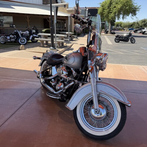FLSTC 2011 Heritage Softail® Classic thumb 3