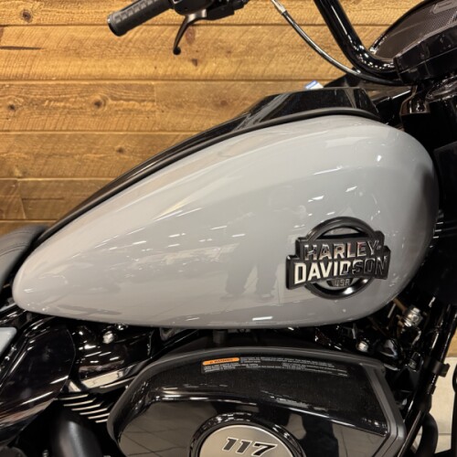 2026 Harley-Davidson® Road Glide Limited Dark Billiard Gray Black Trim FLTRXL thumb 3