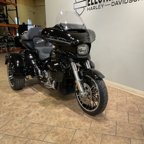 2026 Harley-Davidson® FLHLT Street Glide 3 Limited Vivid Black thumb 1