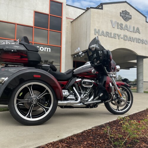 FLHTCUTGSE 2022 CVO™ Tri Glide® thumb 3