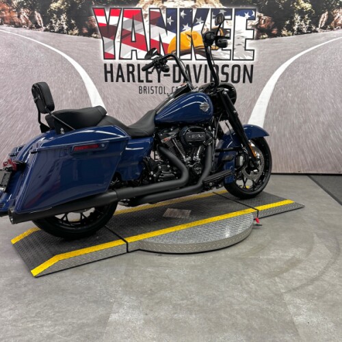 2023 FLHRXS Road King® Special thumb 3