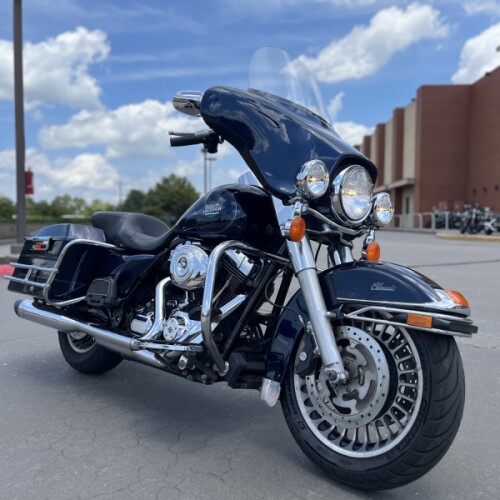 2013 Harley-Davidson® FLHTC Electra Glide® Classic BIG BLUE PEARL 646124 thumb 3