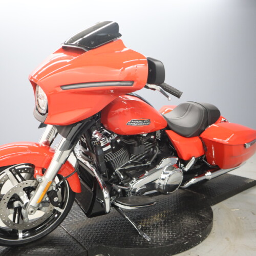 2026 Harley-Davidson® Street Glide® FLHX thumb 0