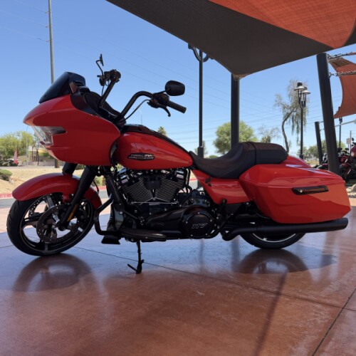 FLTRX 2026 Road Glide® thumb 0