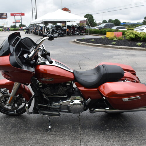 FLTRX 2024 Road Glide® thumb 0