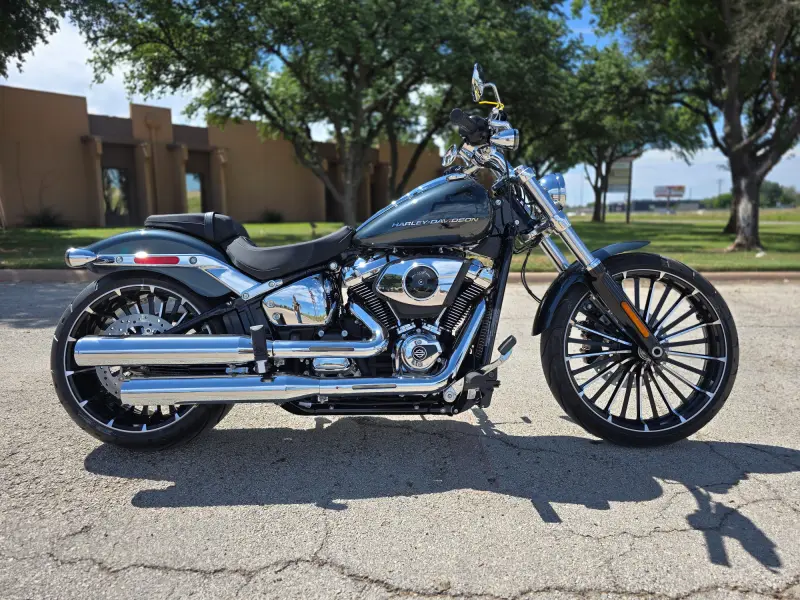 2026 Harley-Davidson® Breakout®