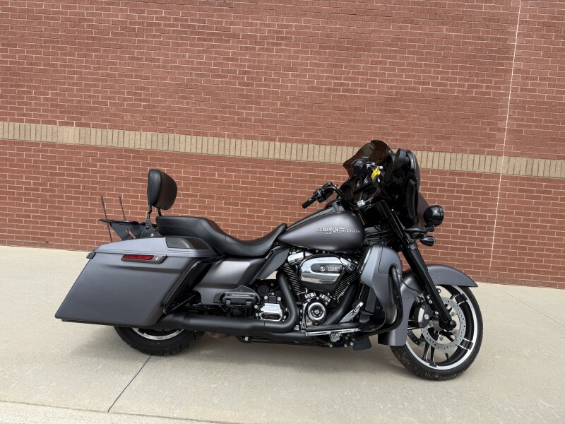 2017 Harley-Davidson® Street Glide® Special Charcoal Denim