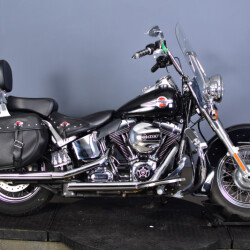 2017 Harley-Davidson® Heritage Softail® Classic Vivid Black