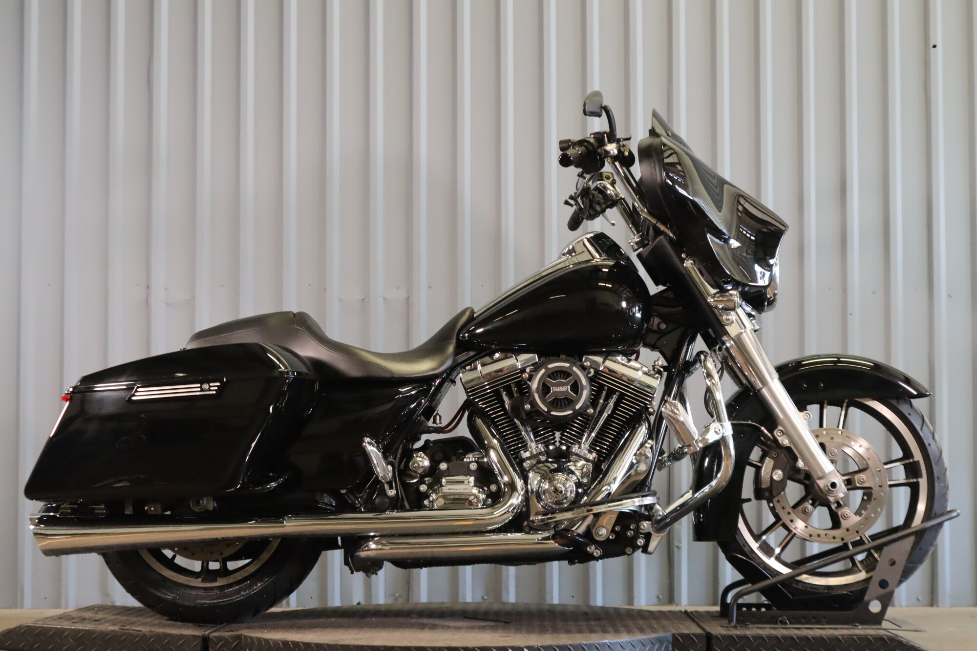 2021 Harley-Davidson® CVO™ Limited Royal FLHTKSE | Patriot Harley