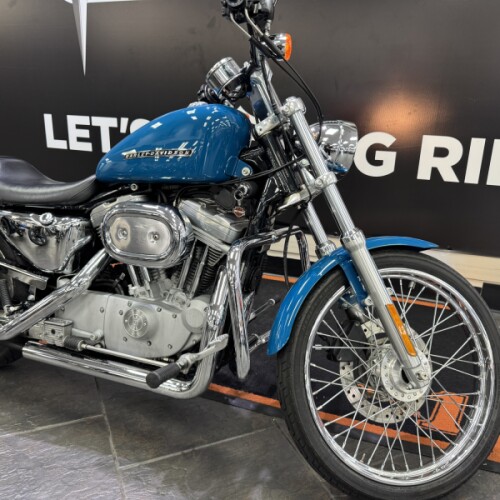 2002 Harley-Davidson® Sportster® 883 Custom Real Teal Pearl thumb 3