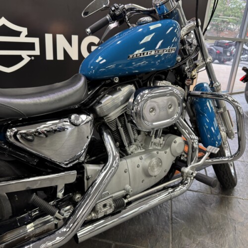 2002 Harley-Davidson® Sportster® 883 Custom Real Teal Pearl thumb 1