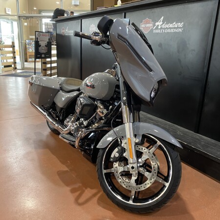 FLHX 2026 Street Glide® thumb 2